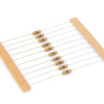 470 ohm, 1/4W Carbon Film Resistor