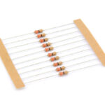 330 ohm, 1/4W Carbon Film Resistor