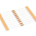 330 Kilo ohm, 1/4W Carbon Film Resistor